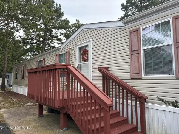 59 Beaver Avenue, Whiting, NJ 08759