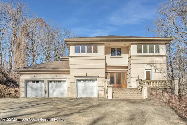 35 Beers Street, Holmdel, NJ 07733