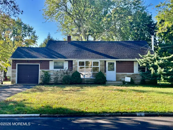 9 Orchard Avenue, Holmdel, NJ 07733
