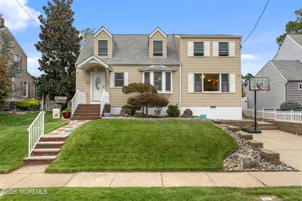 16 Vanderbilt Place, Woodbridge, NJ 07095