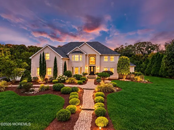 14 Diamond Hill Road, Marlboro, NJ 07746
