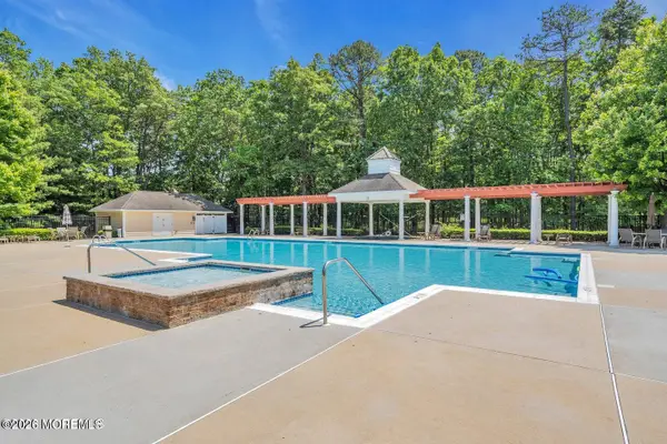 624 Sophee Lane, Lakewood, NJ 08701