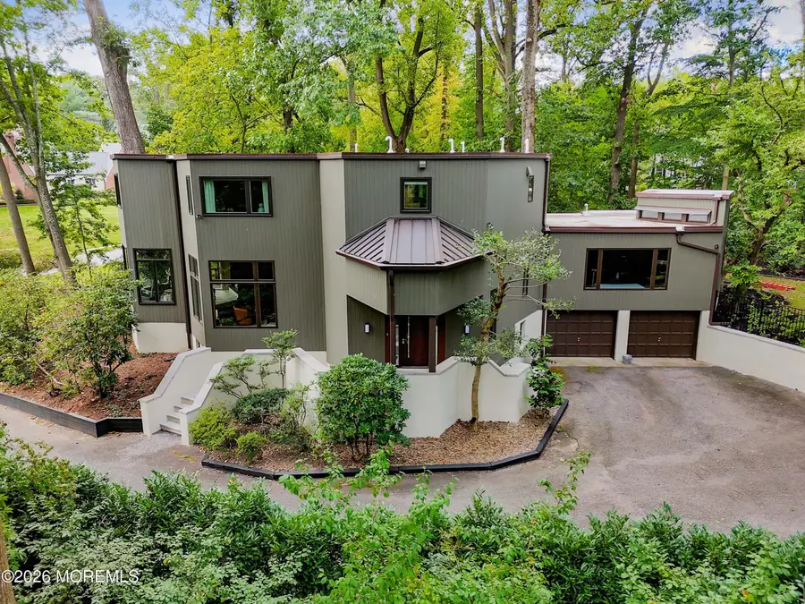 2 Fox Hunt Road, Holmdel, NJ 07733 - #2