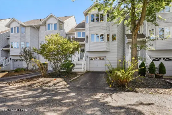 375 Begonia Court #3705, Toms River, NJ 08753