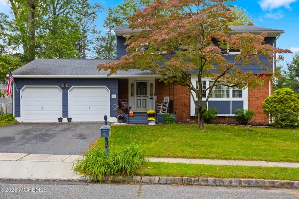 16 Twain Drive, Allentown, NJ 08501