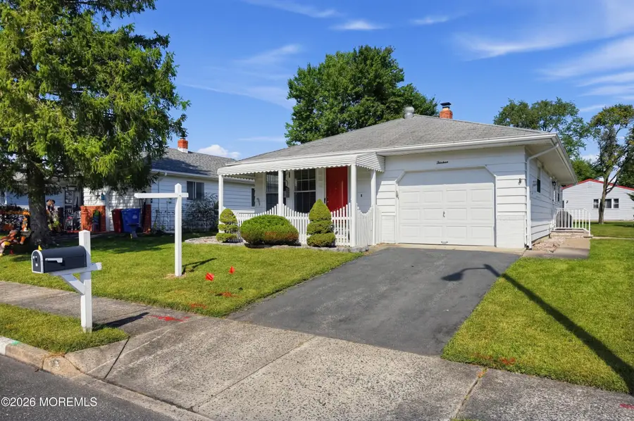 13 Venezia Street, Toms River, NJ 08757 - #3
