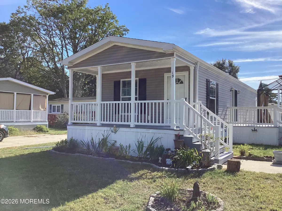 19 Fox Street, Manchester, NJ 08759 - #1