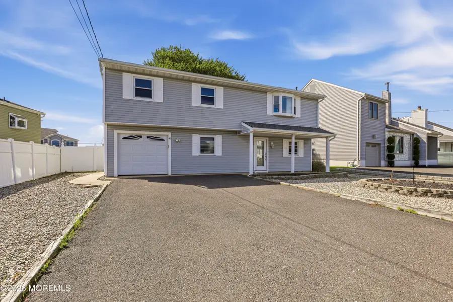 4 Harbor View Lane, Toms River, NJ 08753 - #3