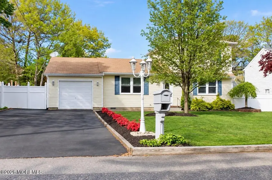 573 Shark Lane, Manahawkin, NJ 08050 - #2
