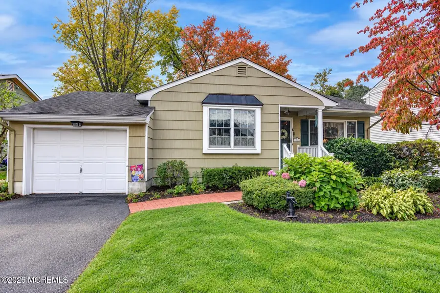 27 Alexander Avenue, Freehold, NJ 07728 - #2