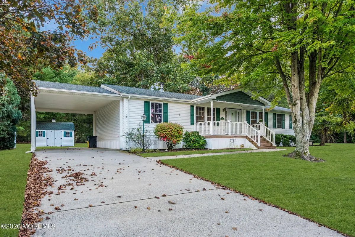 17 Tanglewood Drive, Cream Ridge, NJ 08514 - #1
