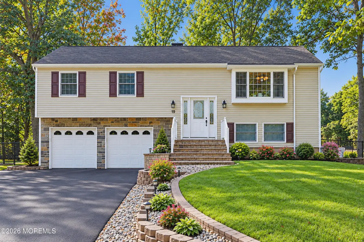 19 Buckingham Drive, Jackson, NJ 08527 - #1