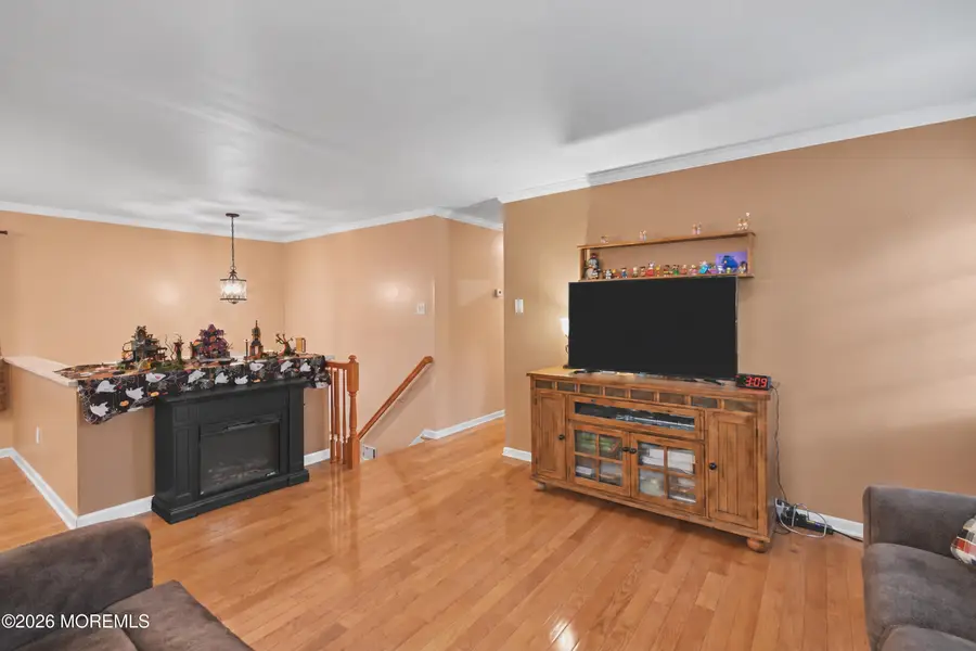 19 Buckingham Drive, Jackson, NJ 08527 - #3