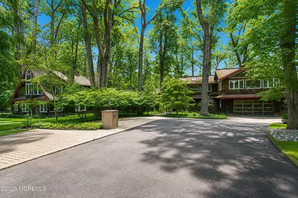 20 Rimwood Drive, Lincroft, NJ 07738