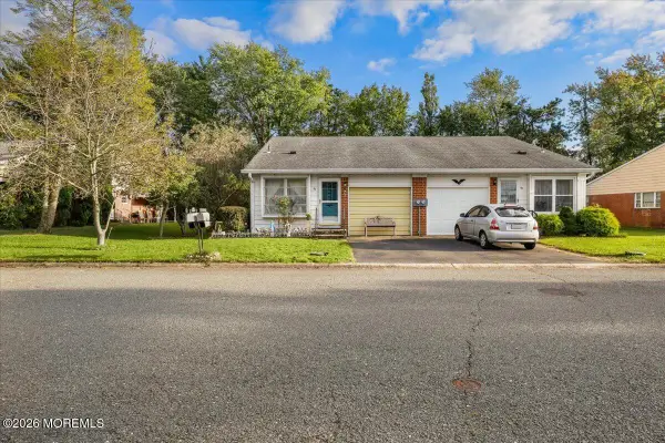 6 Mason Lane #A, Whiting, NJ 08759