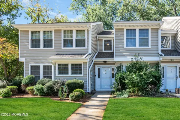 47 Duncan Way, Freehold, NJ 07728
