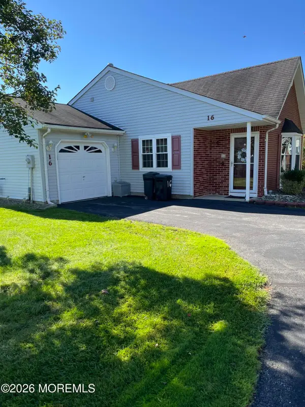 16 Morden Close #1000, Freehold, NJ 07728