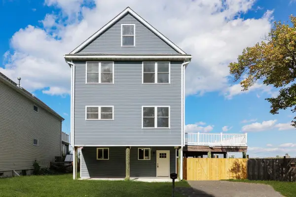 227 Bay Avenue, Leonardo, NJ 07737