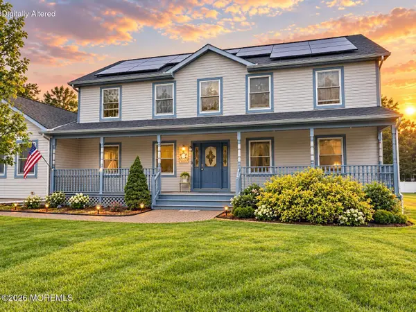 8 West Avenue, Old Bridge, NJ 08857