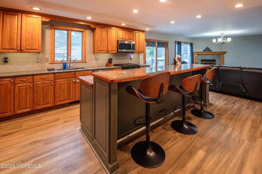 8 West Avenue, Old Bridge, NJ 08857 - #3