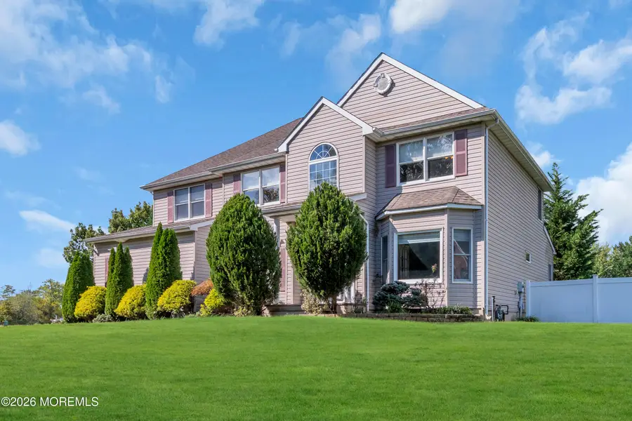 40 Outlook Lane, Freehold, NJ 07728 - #3