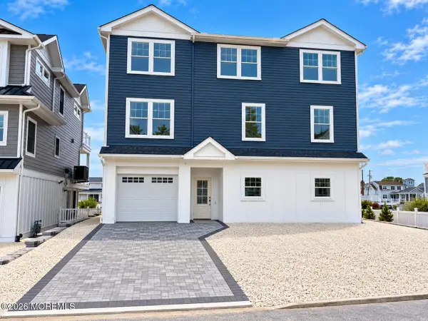45 Frank Drive, Manahawkin, NJ 08050