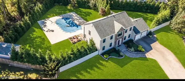 565 Mark Drive #DR, Brick, NJ 08723