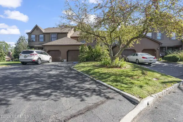 62 Danielle Court, Lawrenceville, NJ 08648