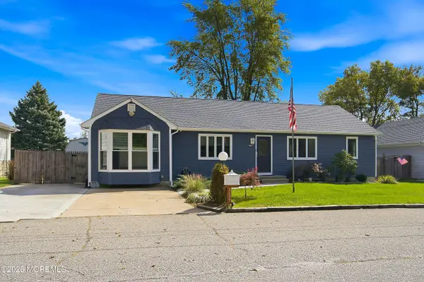 1417 Anchor Avenue, Beachwood, NJ 08722