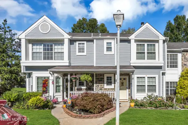 19 Jodhpur Court, Tinton Falls, NJ 07753