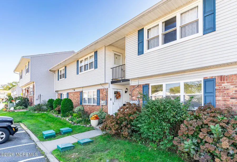 11 Indiana Court #993, Matawan, NJ 07747 - #2