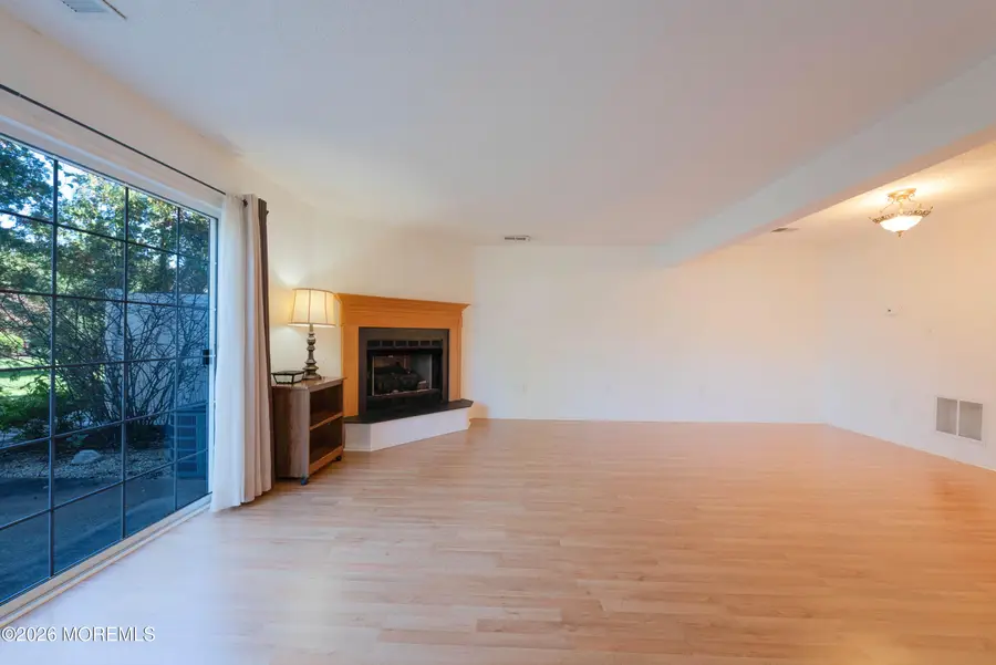 1 Richmond Court, Tinton Falls, NJ 07712 - #3