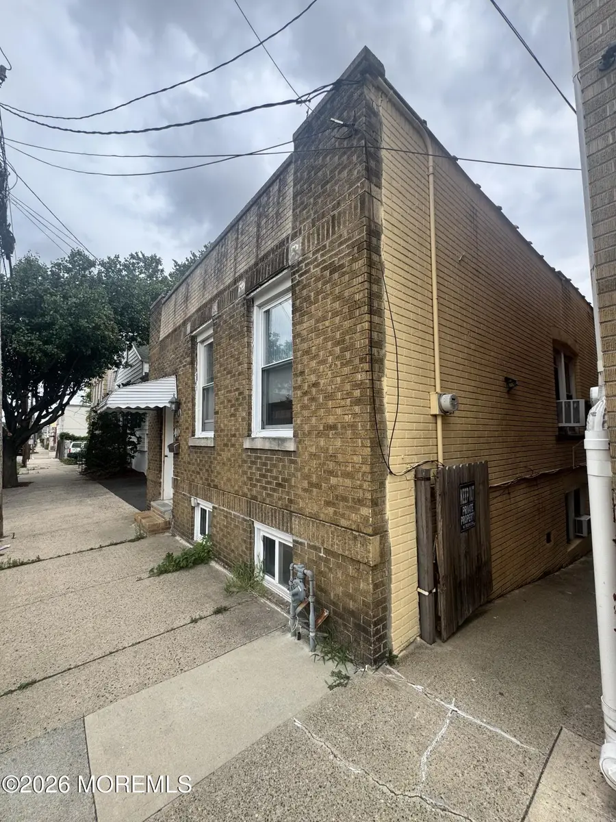 40 Farnham Avenue, Garfield, NJ 07026 - #2