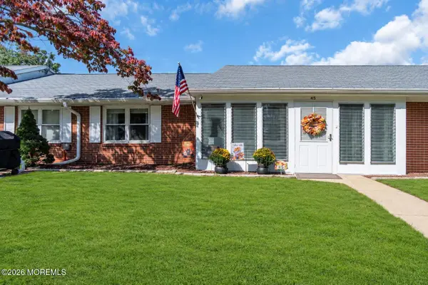 45c Cambridge Court, Lakewood, NJ 08701