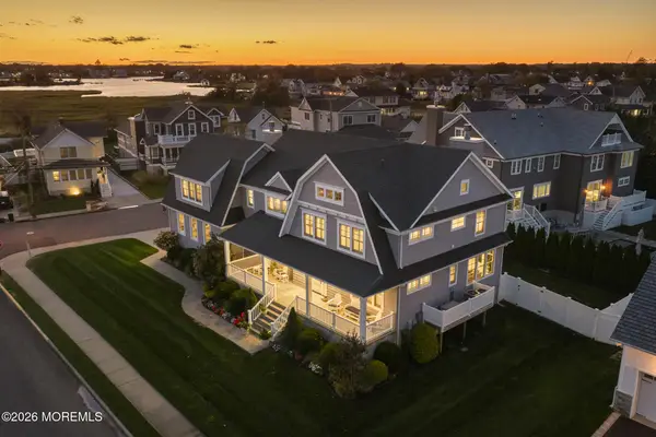 19 Johnson Street, Monmouth Beach, NJ 07750
