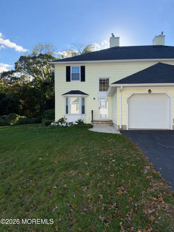 603 Buckingham Circle, Middletown, NJ 07748