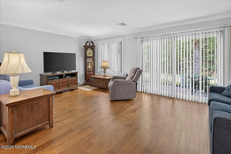 32 Andover Court, Red Bank, NJ 07701 - #3