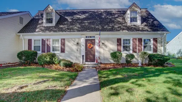 108 P Hanover Lane, Monroe, NJ 08831