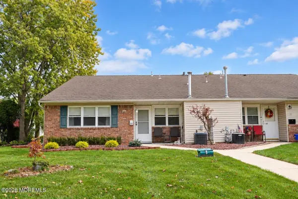37 Haven Drive, Matawan, NJ 07747