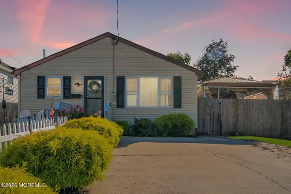 166 Hudson Avenue, Middletown, NJ 07748