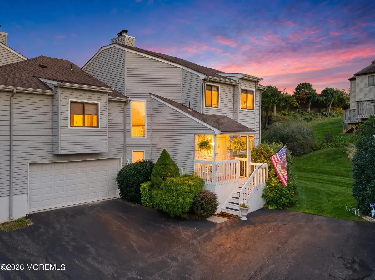14 Oxford Lane, Middletown, NJ 07748 - #1