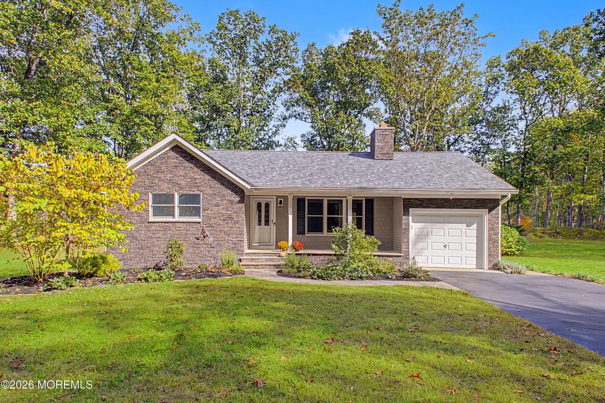 15 Hendrickson Drive, Cream Ridge, NJ 08514 - #1