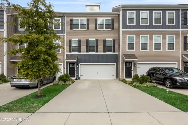 41 Stanton Road, Mount Holly, NJ 08060