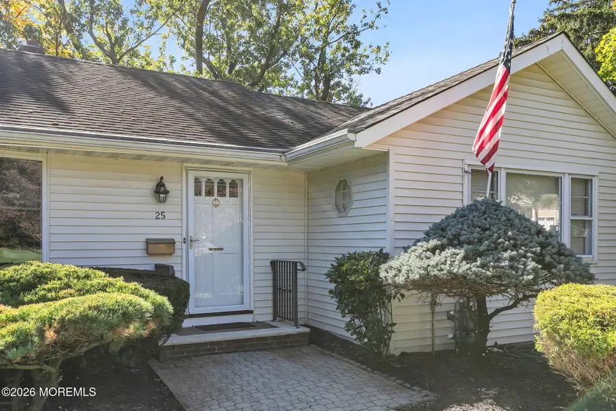 25 Stephenville Boulevard, Red Bank, NJ 07701 - #3