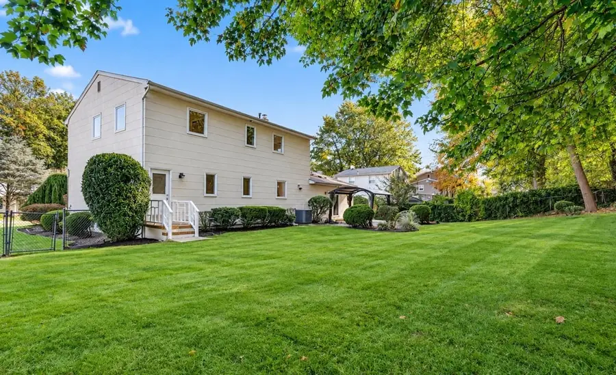 31 Edward Street, East Brunswick, NJ 08816 - #3