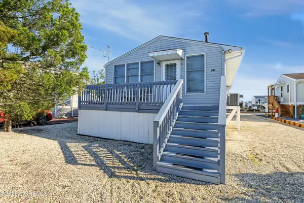 921 Green Street, Tuckerton, NJ 08087