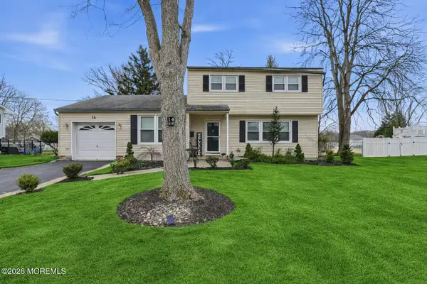 14 Juniper Avenue, Manalapan, NJ 07726