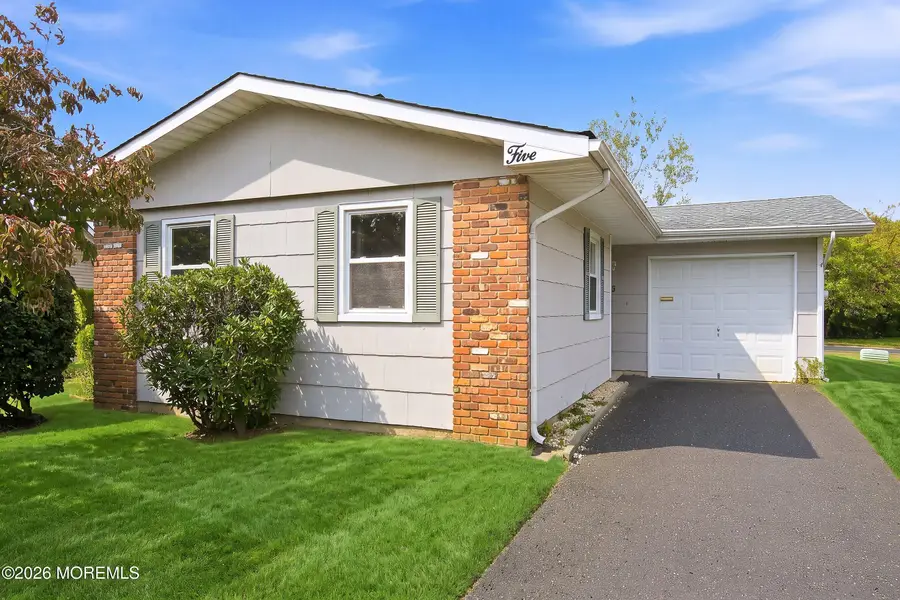 5 Thomas Court, Brick, NJ 08724 - #2