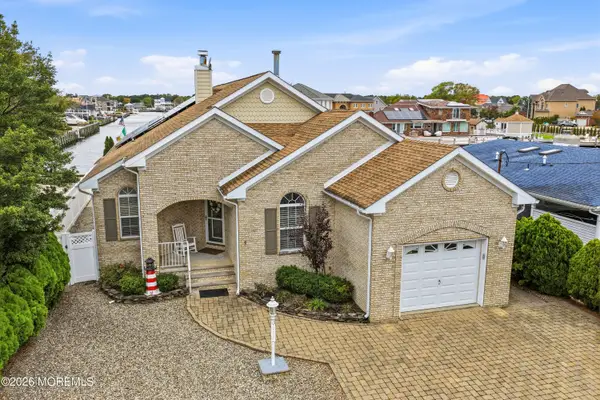 270 Shore Drive, Toms River, NJ 08753