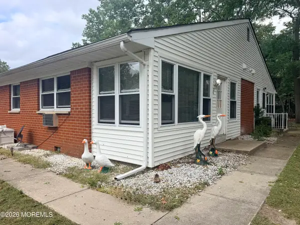 221 C Columbine Avenue, Whiting, NJ 08759